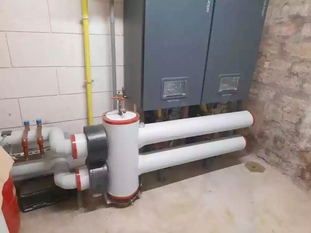 Bouteille de mélange isolée en PVC — Rue Saint-Maur, Paris