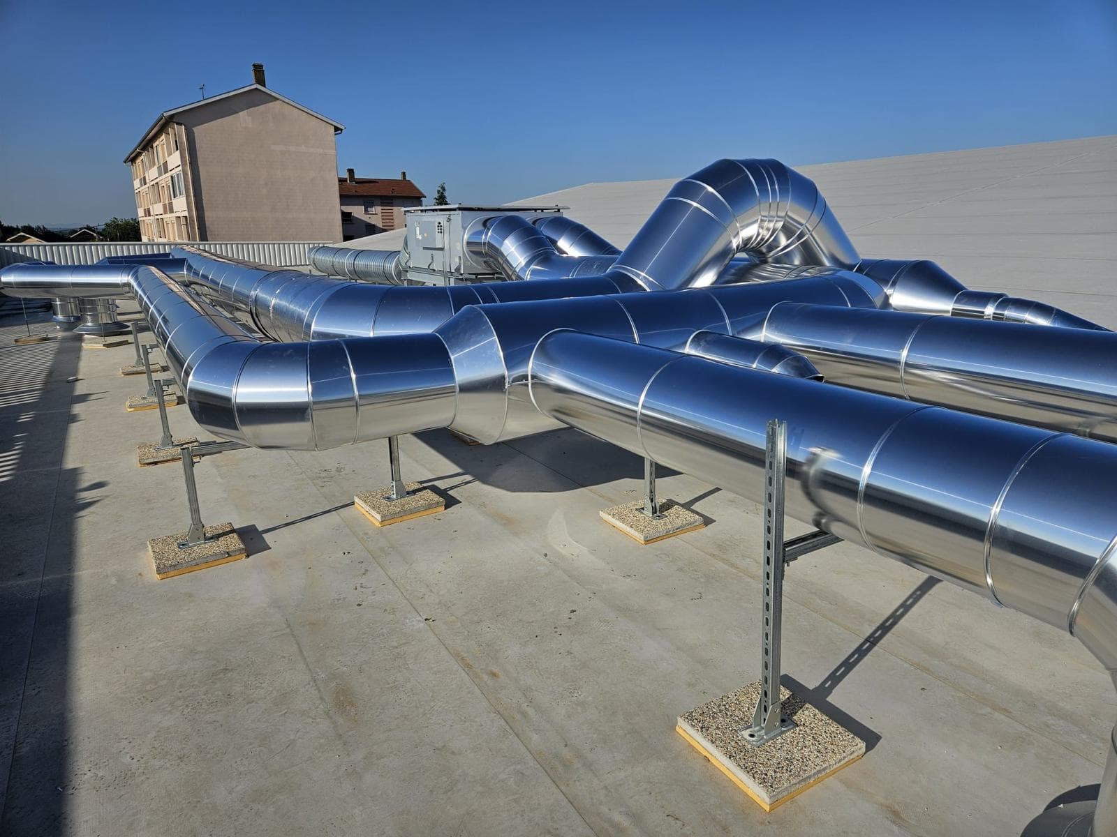 Décret Tertiaire 2030 & Calorifugeage : Réduisez vos consommations