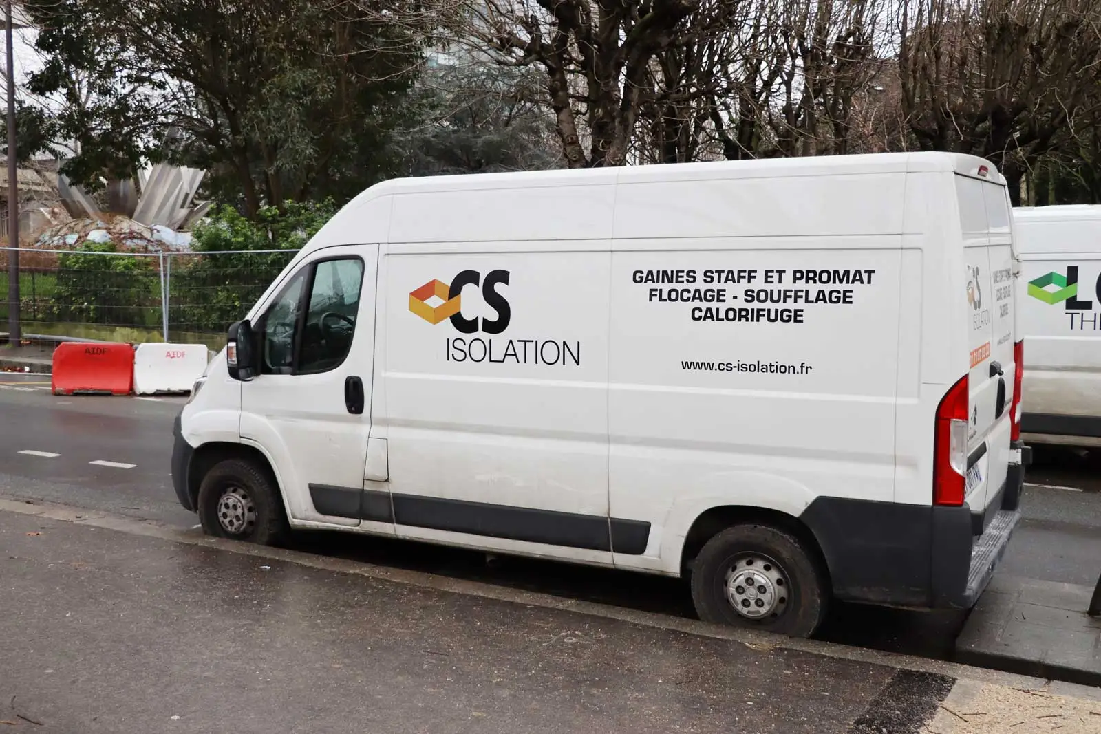 Camionnette CS-ISOLATION